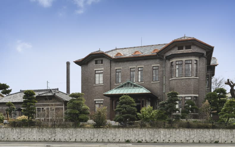 西洋館本館屋根及び別館内部等改修工事