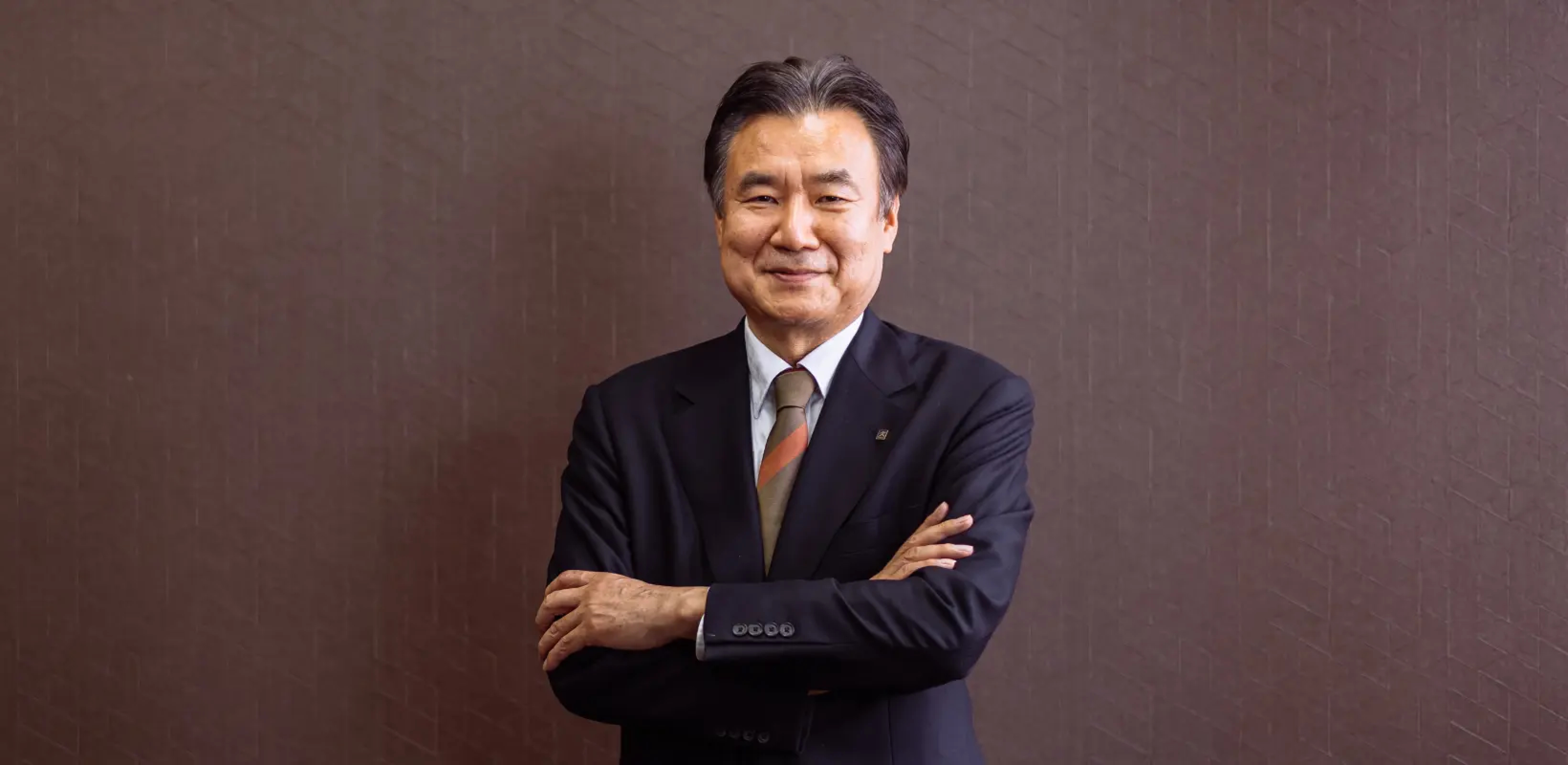 代表取締役社長　鈴木健二